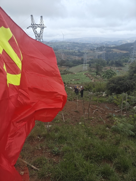 黨建領(lǐng)航聚合力 雙線攻堅顯擔當    ——紅河公司彌勒東風電場圓滿完成25萬千瓦裝機年度停電檢修及23萬千瓦擴建項目設(shè)備安裝調(diào)試等多項任務(wù)